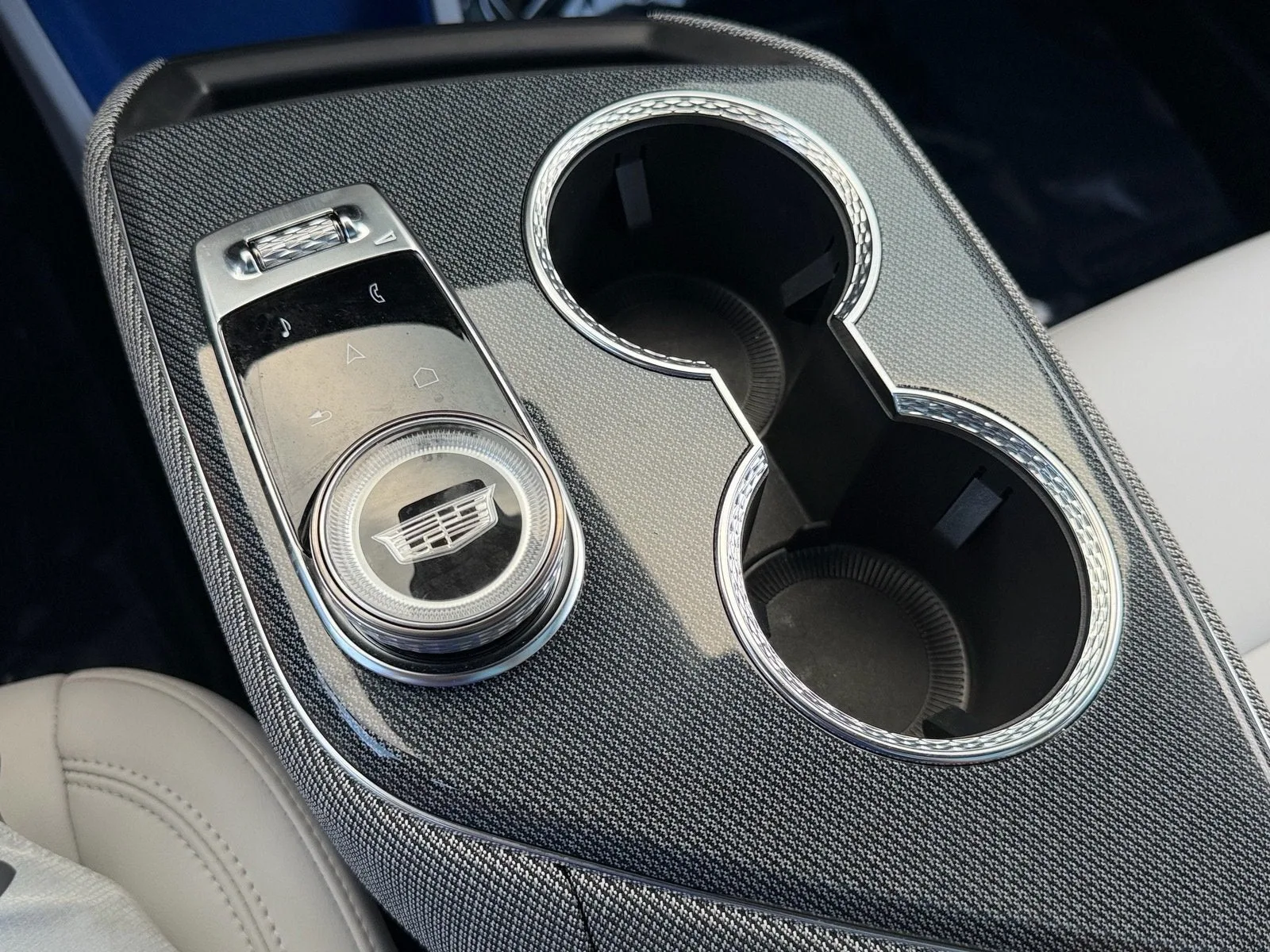 2025 Cadillac OPTIQ Sport photo 23