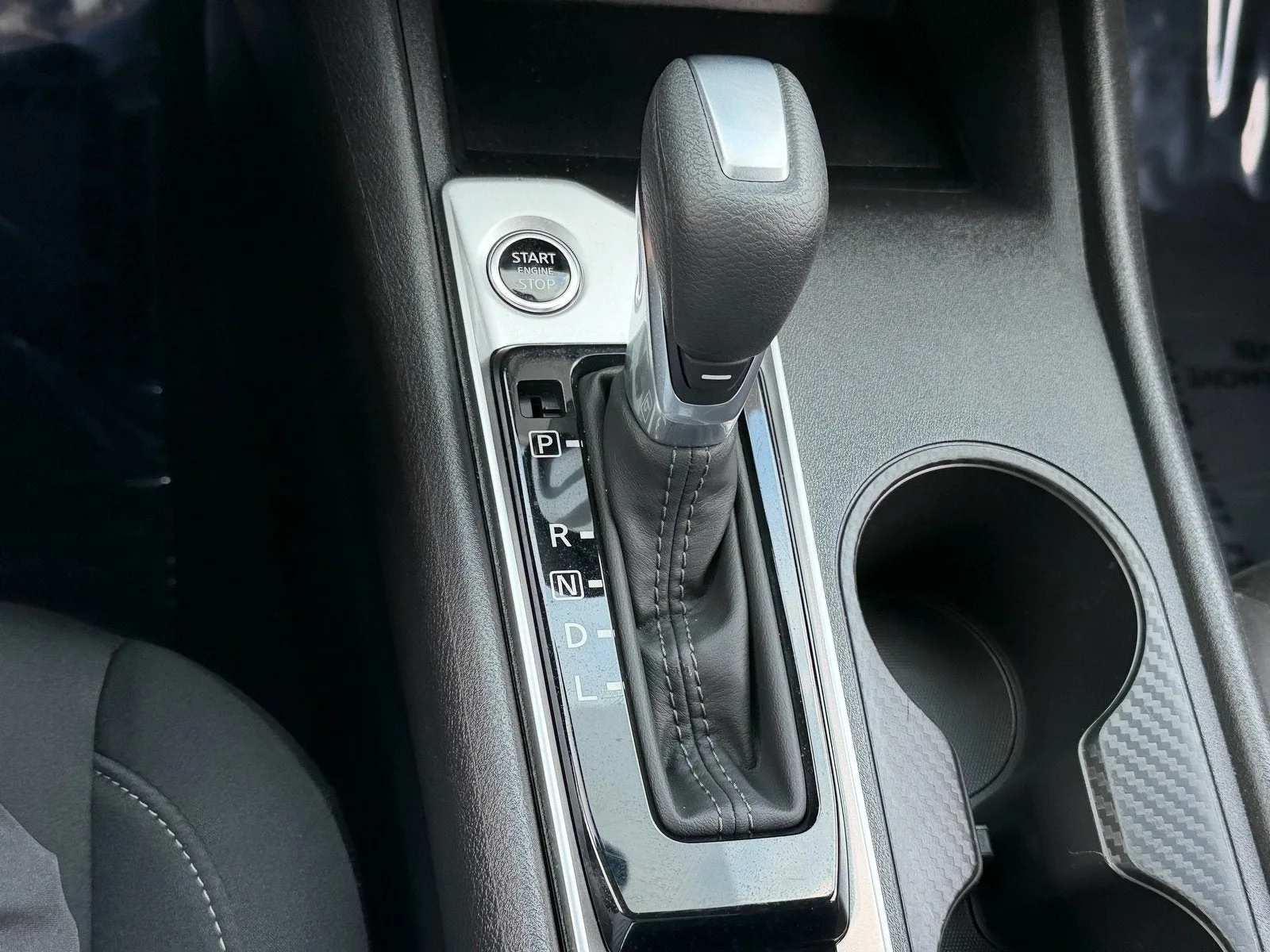 2025 Nissan Altima SV photo 24