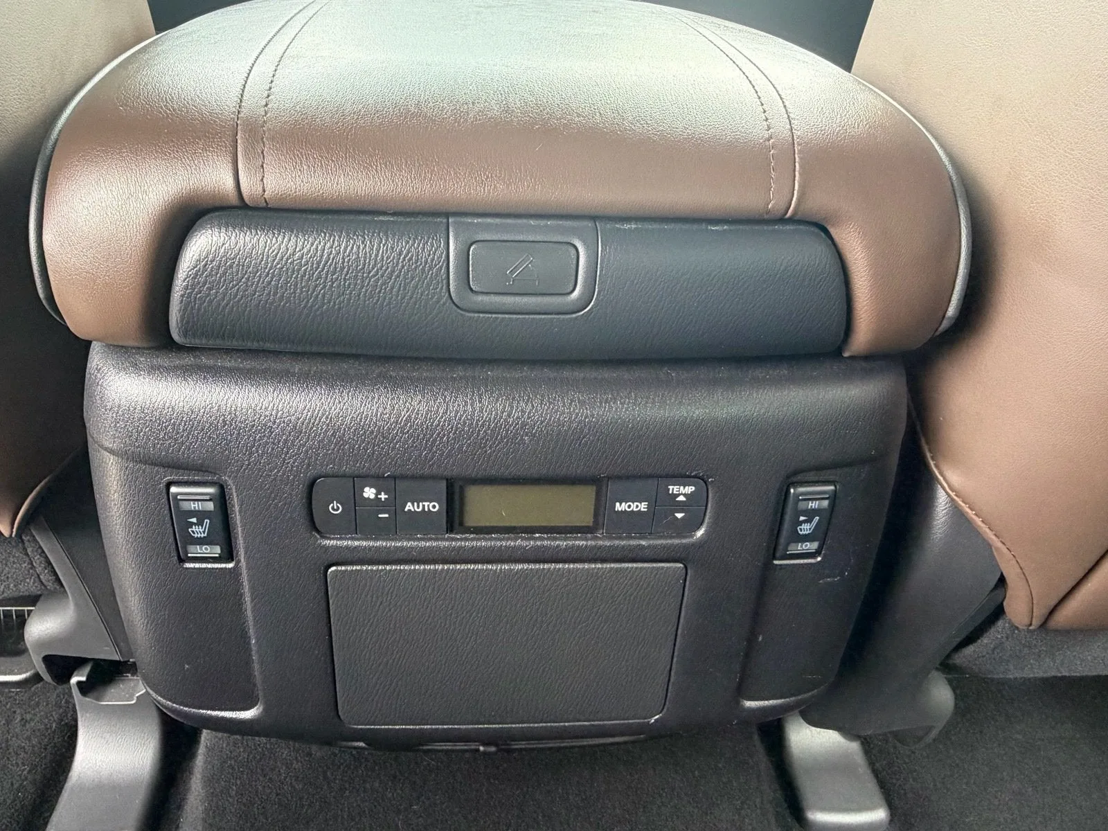 2023 Nissan Armada Platinum photo 16