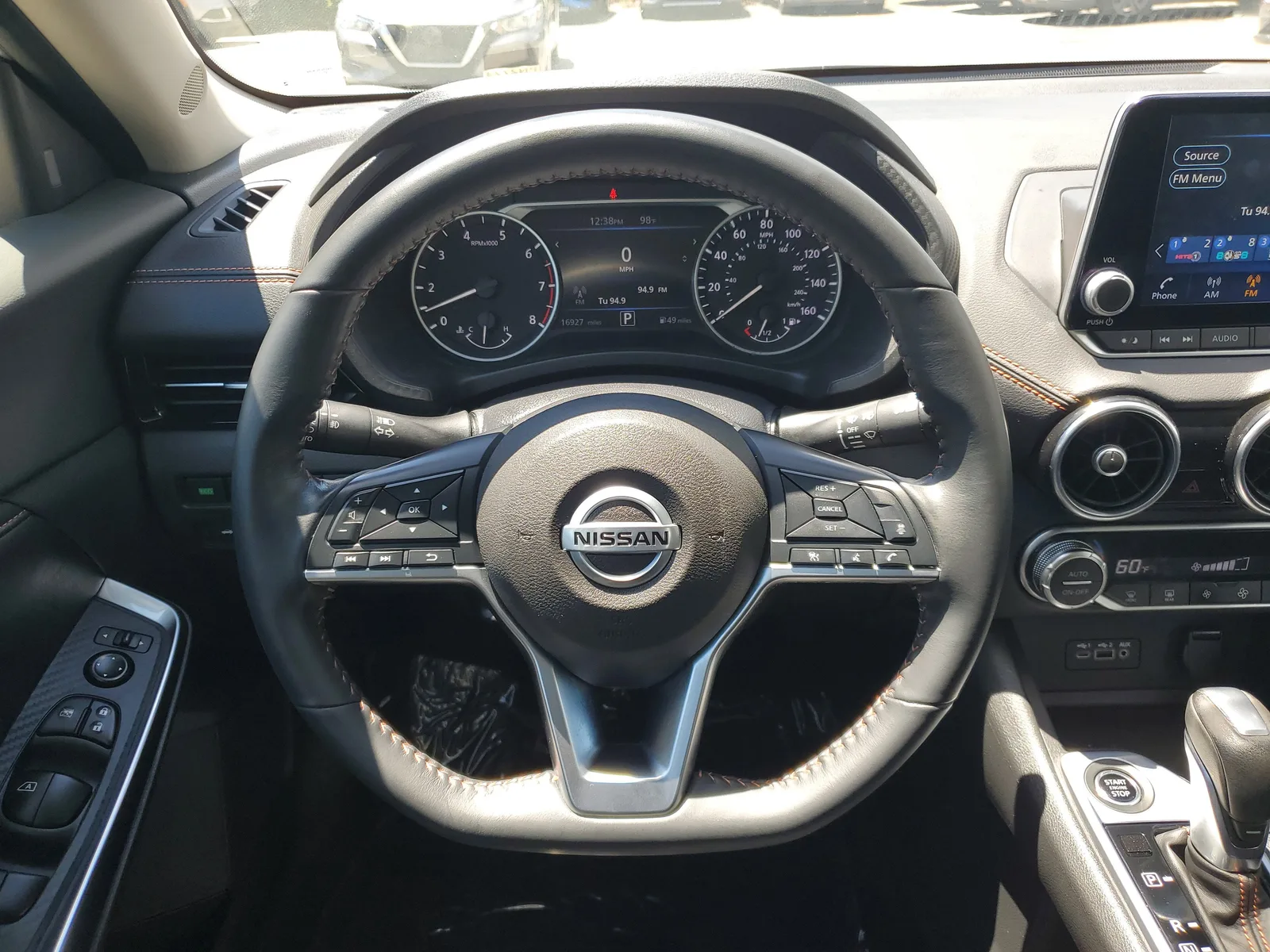 2023 Nissan Sentra SR photo 16