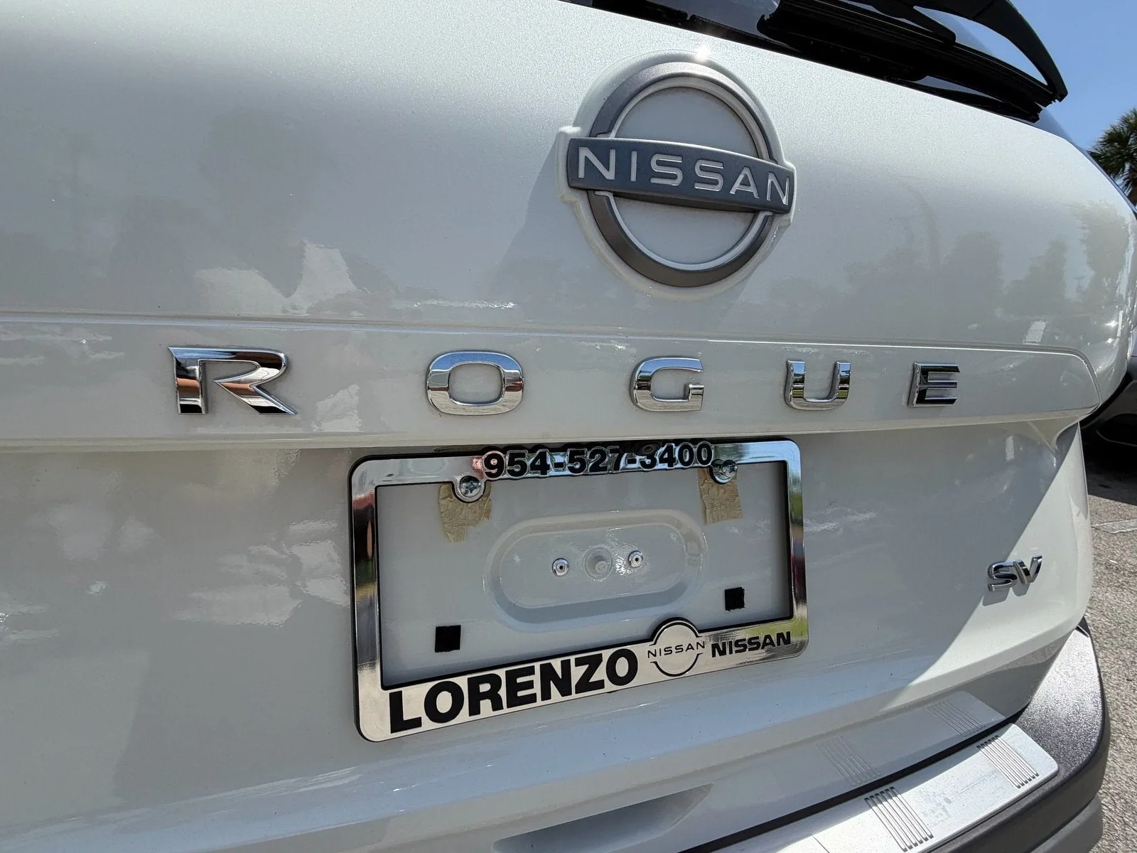 2023 Nissan Rogue SV photo 10