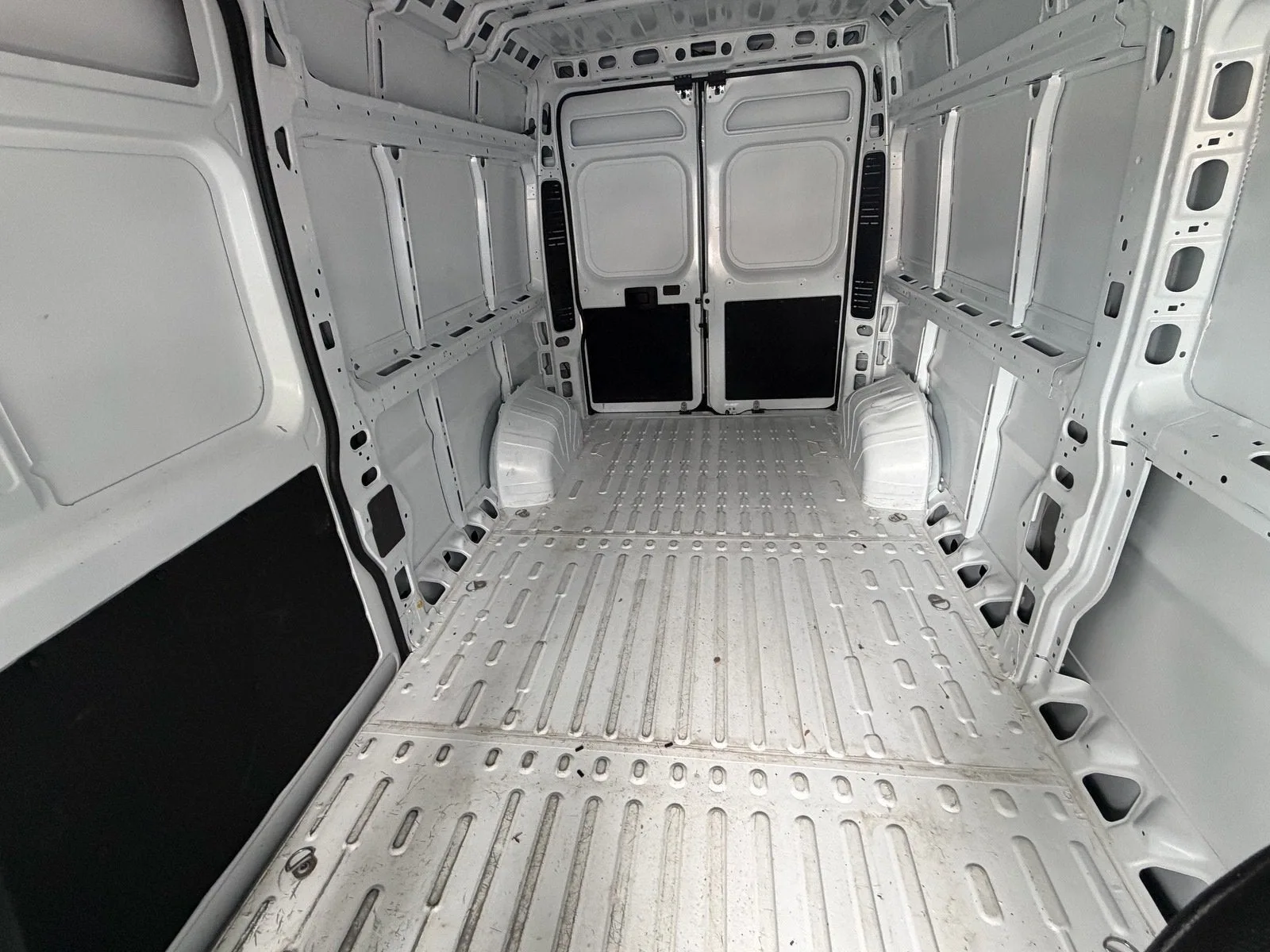2026 RAM ProMaster Cargo Van Tradesman photo 12