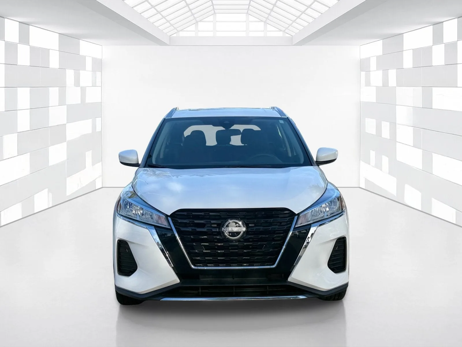 2024 Nissan Kicks SV photo 2