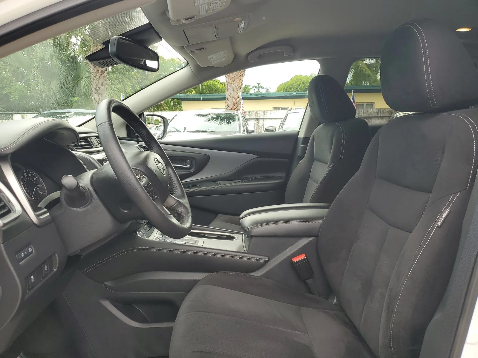 2020 Nissan Murano SV photo 9