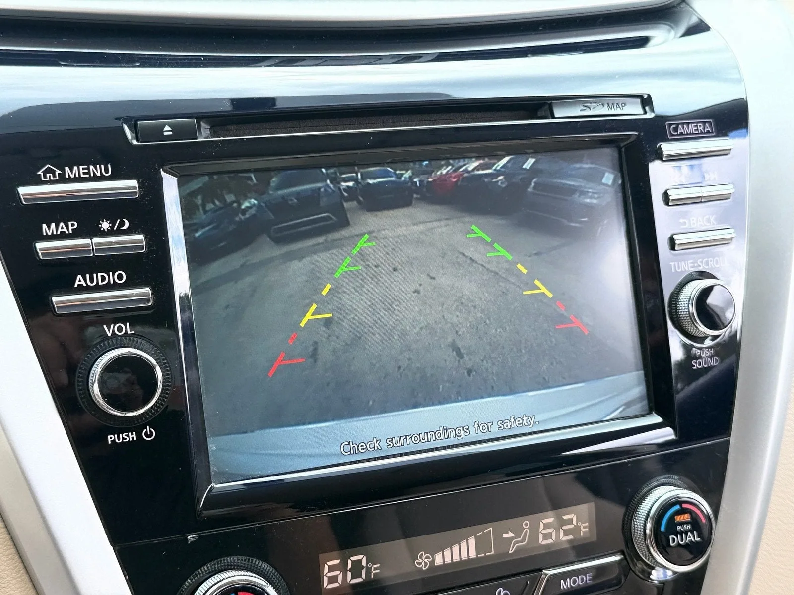2016 Nissan Murano SV photo 23