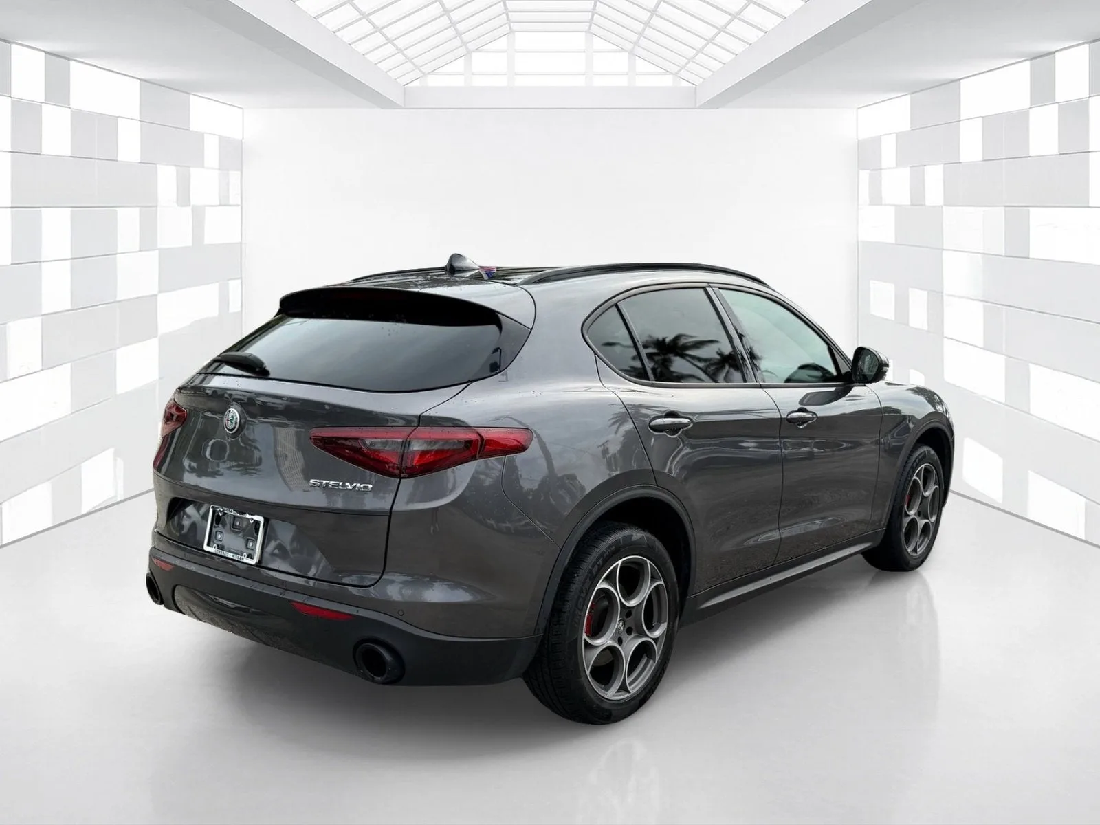 2023 Alfa Romeo Stelvio Sprint photo 7