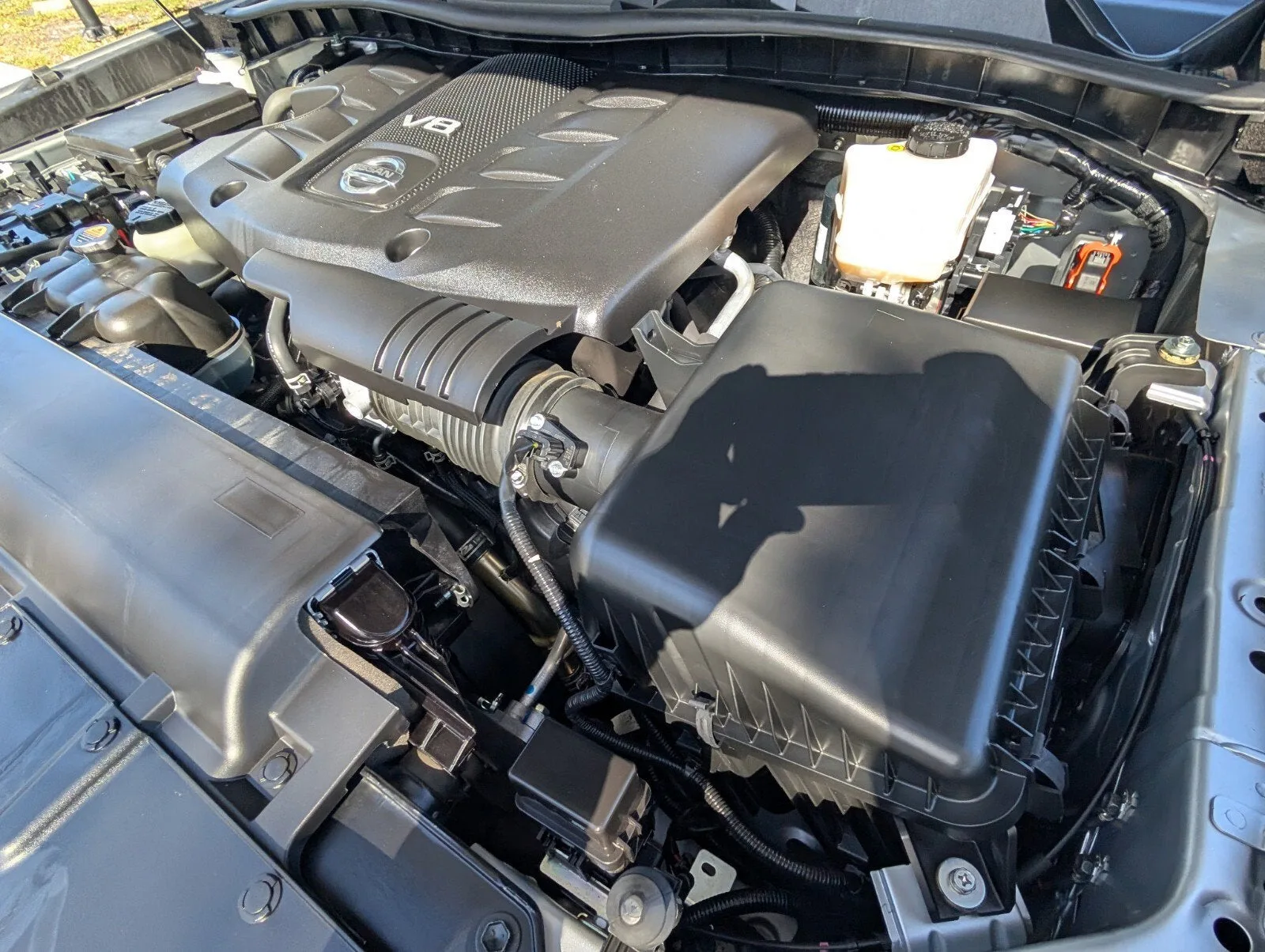 2024 Nissan Armada SV photo 21