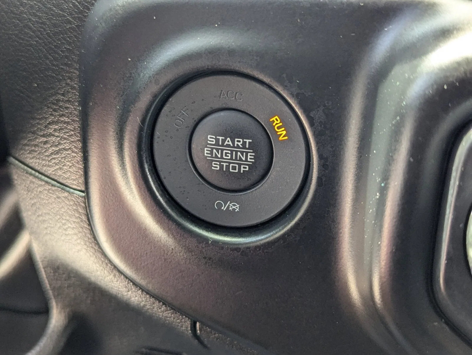 2022 Jeep Wrangler Willys photo 32