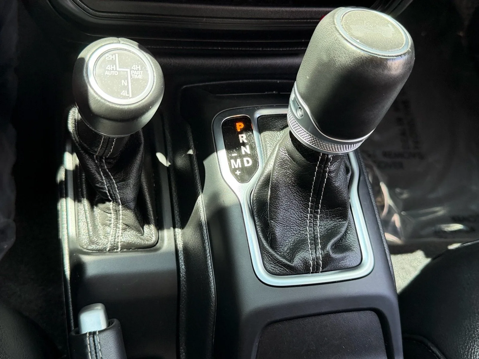2023 Jeep Wrangler 4xe Sahara photo 26