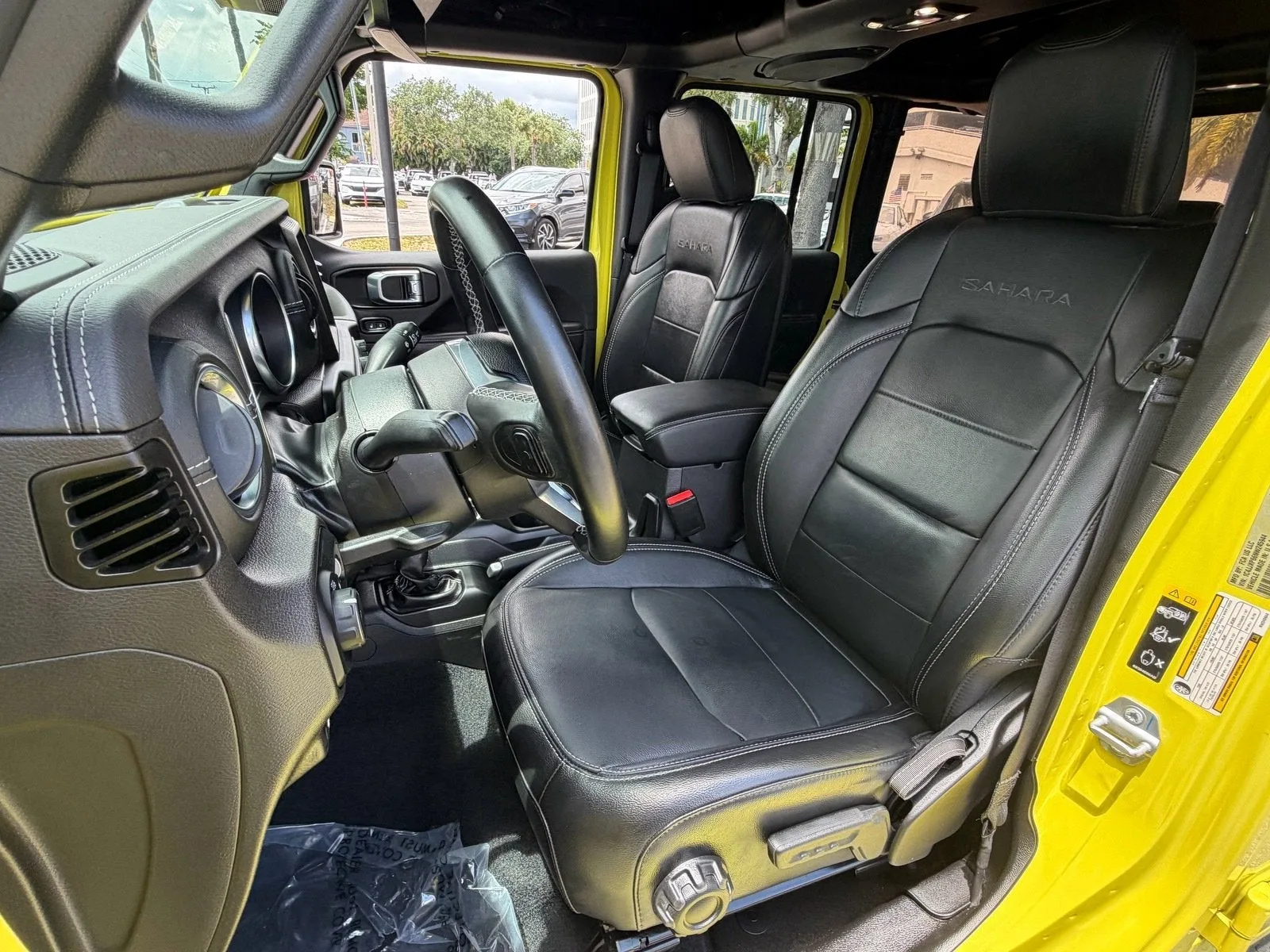 2022 Jeep Wrangler 4xe Unlimited Sahara photo 11