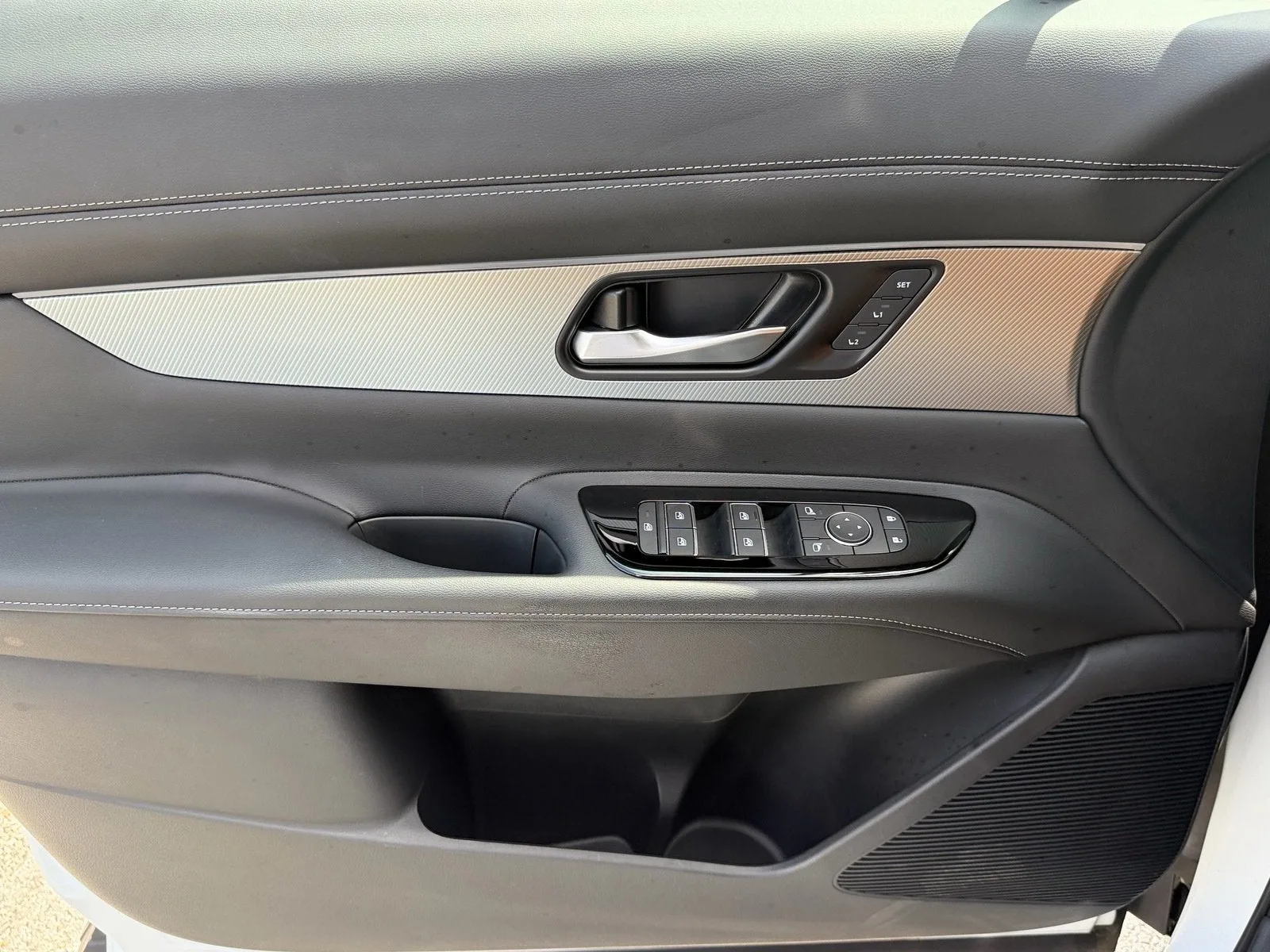 2025 Nissan Murano SL photo 34