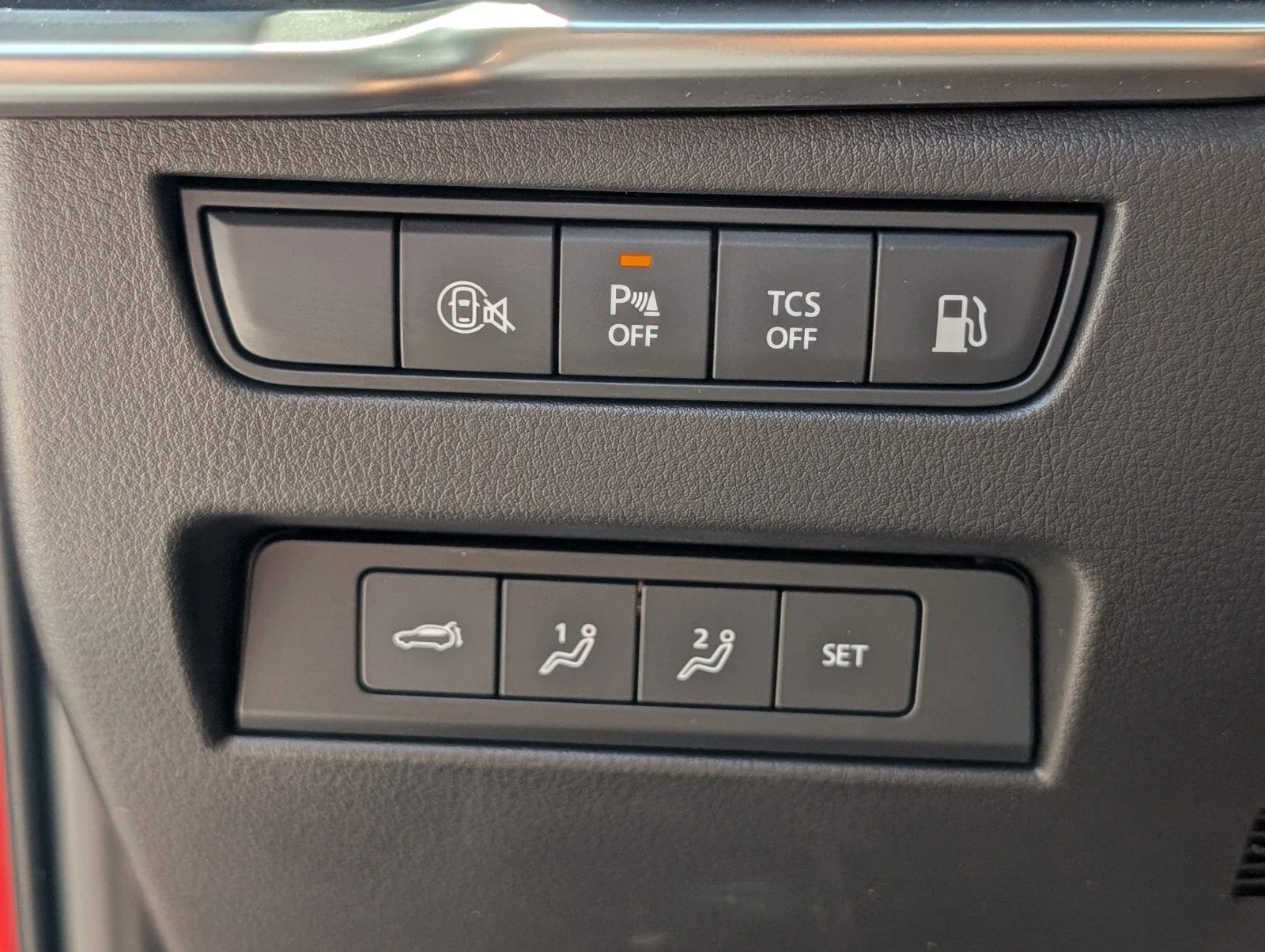 2025 Mazda CX-70 PHEV Premium Plus Package photo 30
