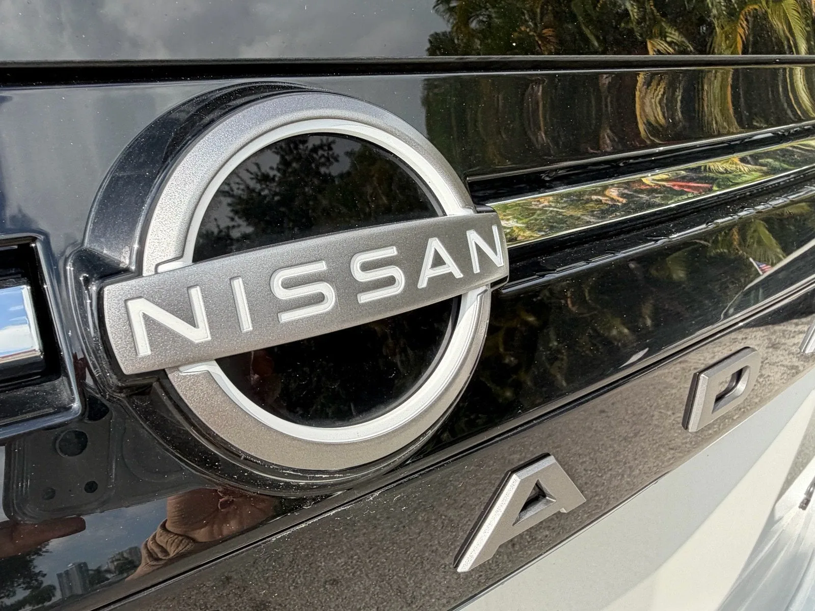 2025 Nissan Armada SL photo 9