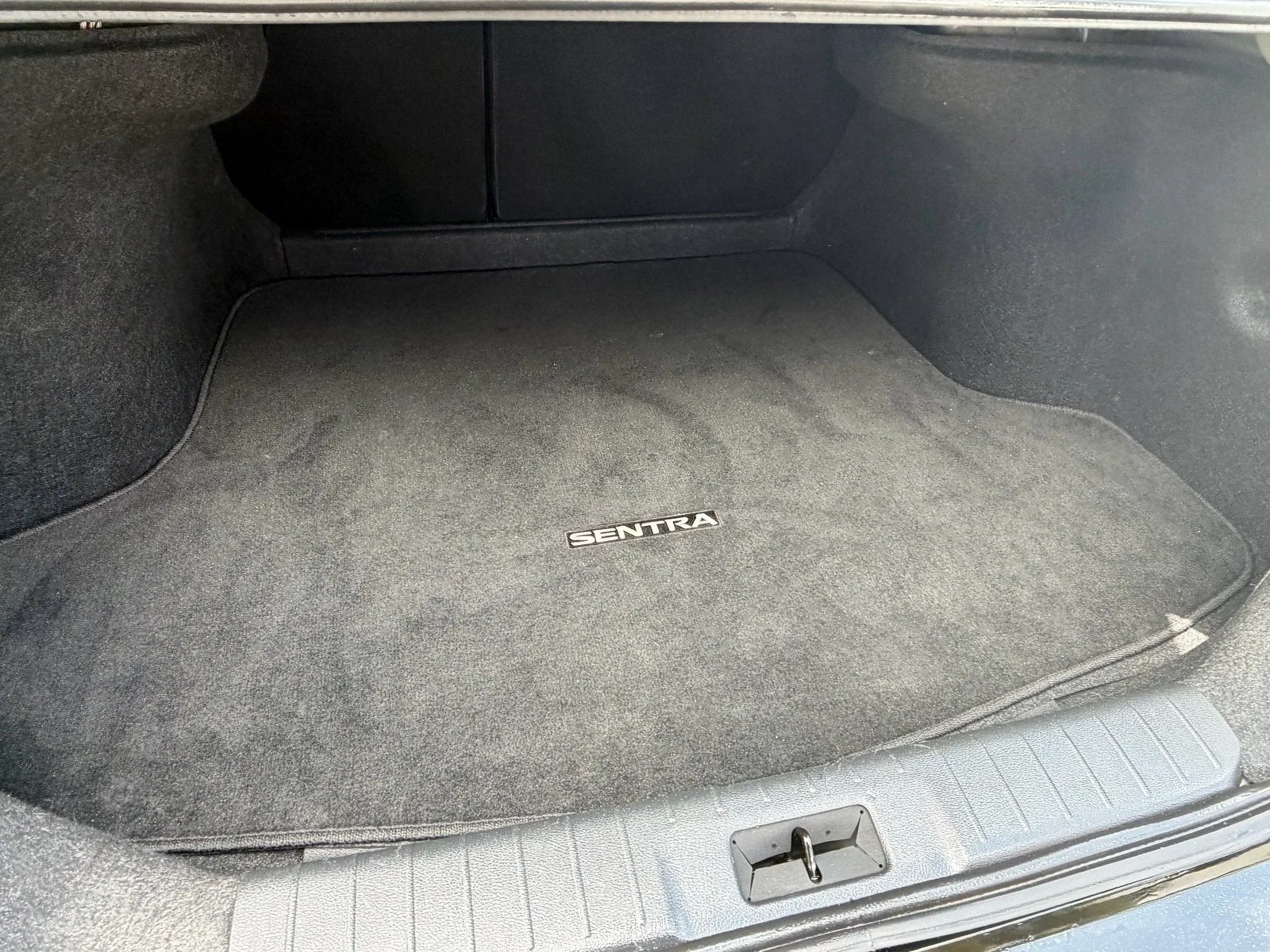 2024 Nissan Sentra SV photo 16