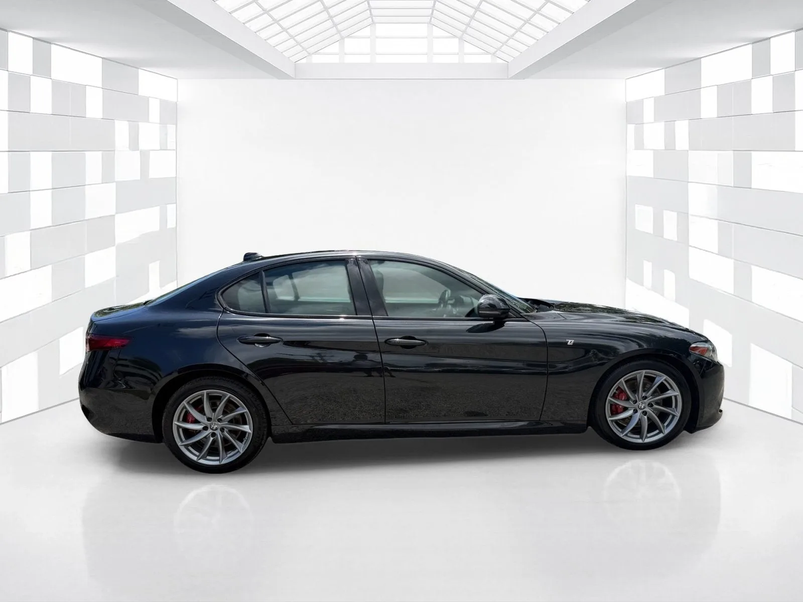 2023 Alfa Romeo Giulia Ti photo 8