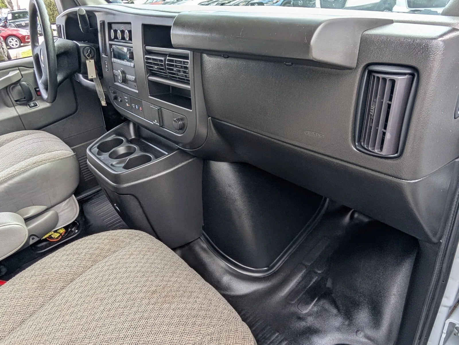 2023 Chevrolet Express Passenger LS photo 13