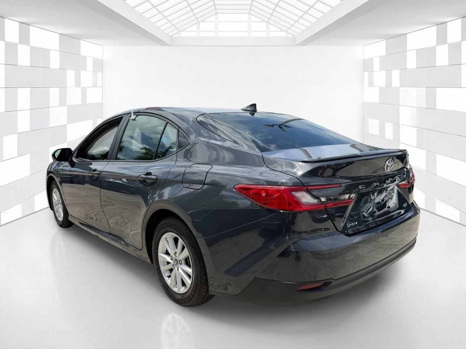 2026 Toyota Camry LE photo 5