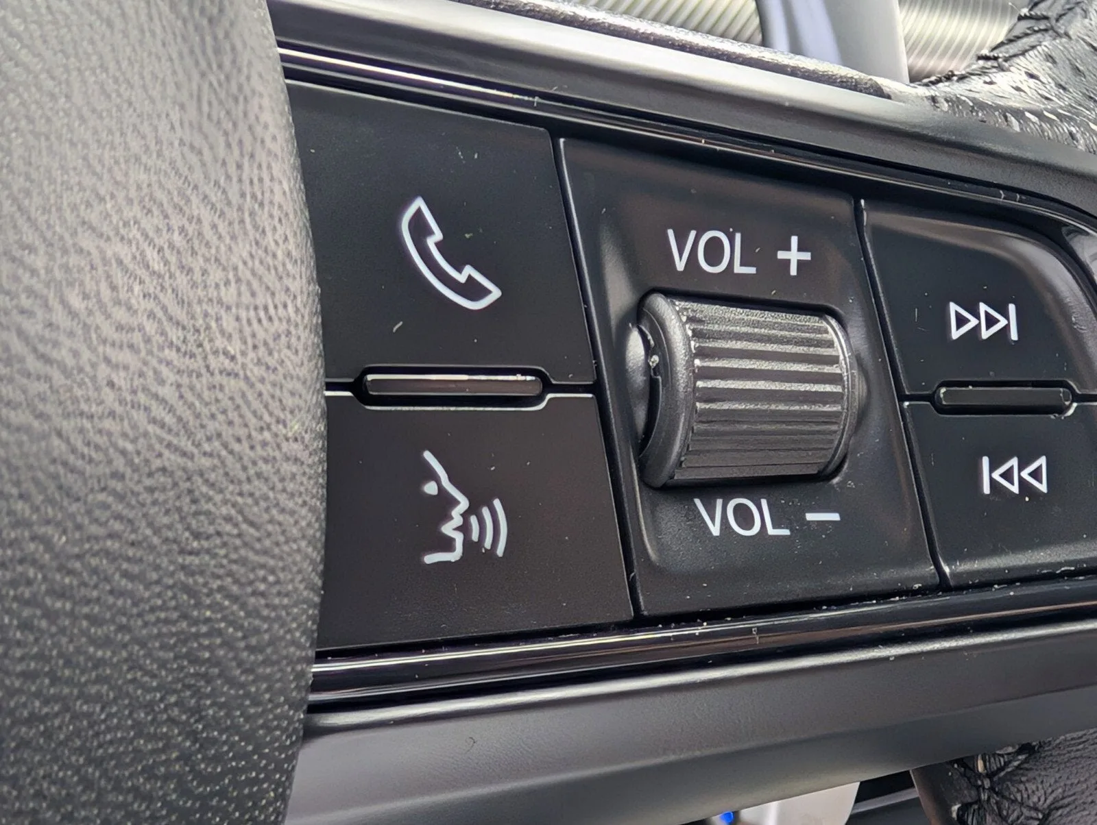 2022 Alfa Romeo Stelvio Veloce photo 27