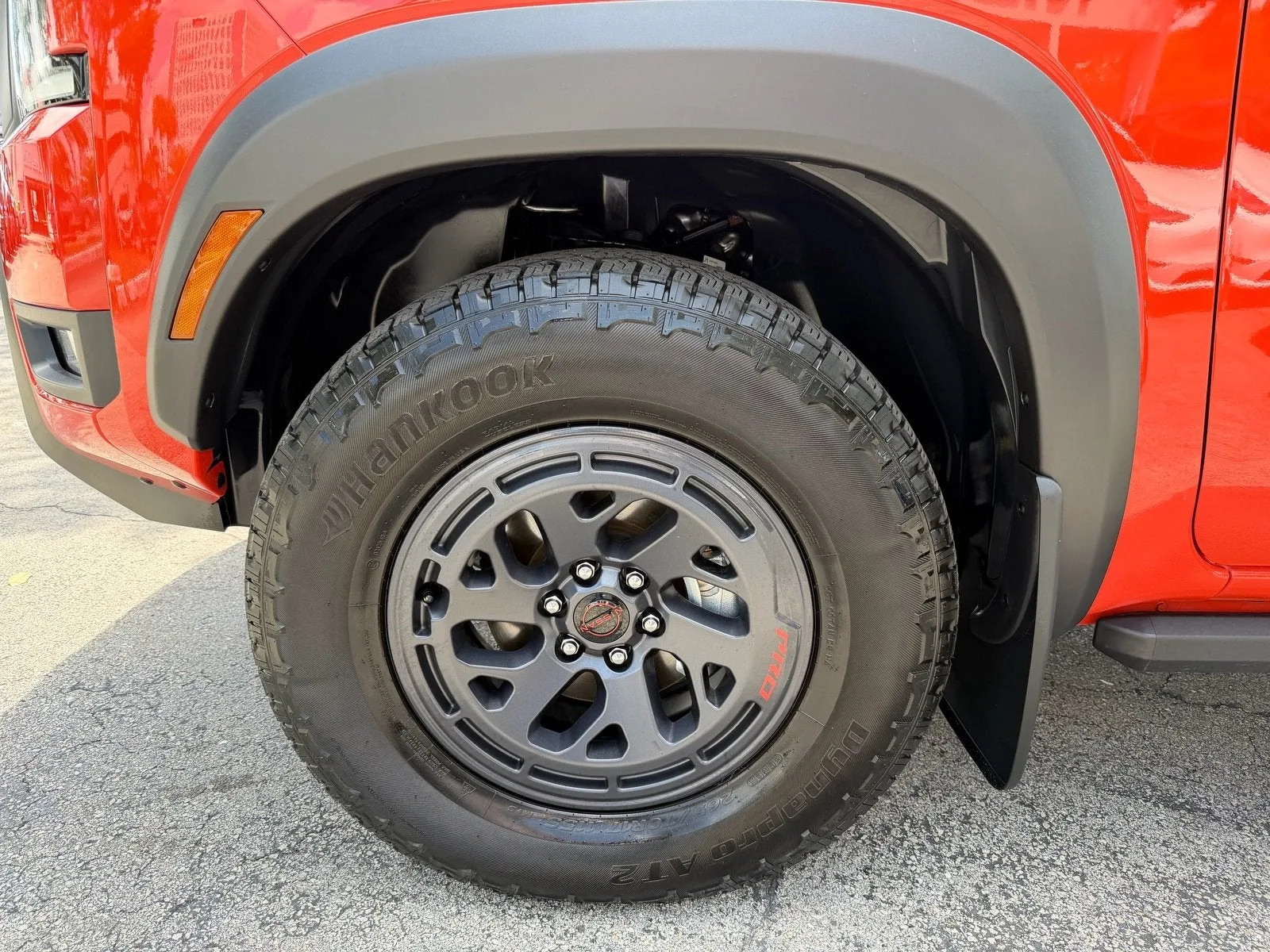 2025 Nissan Frontier Crew Cab PRO-4X® photo 9