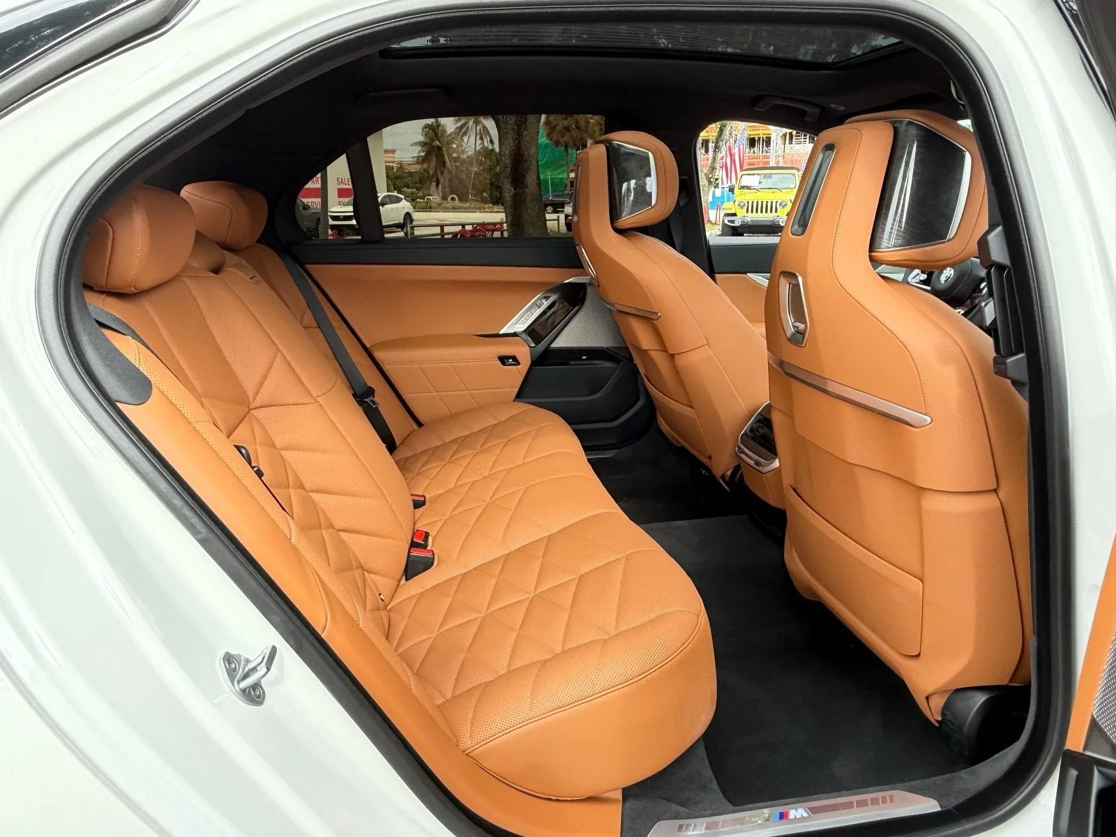 2025 BMW 7 Series 740i xDrive photo 16