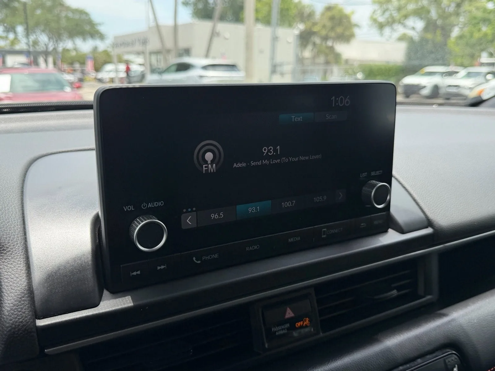 2025 Honda Pilot Sport photo 23