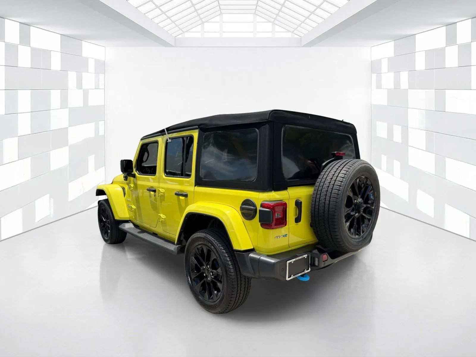 2022 Jeep Wrangler 4xe Unlimited Sahara photo 5