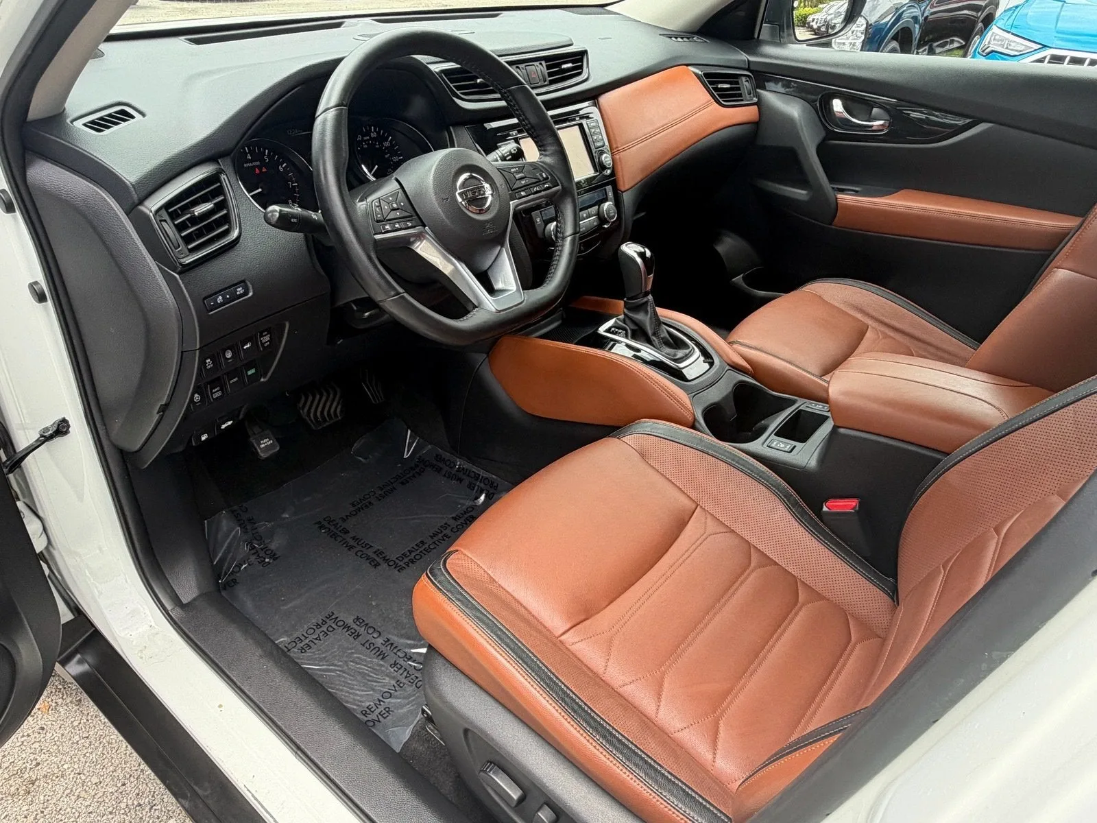 2017 Nissan Rogue SL photo 11
