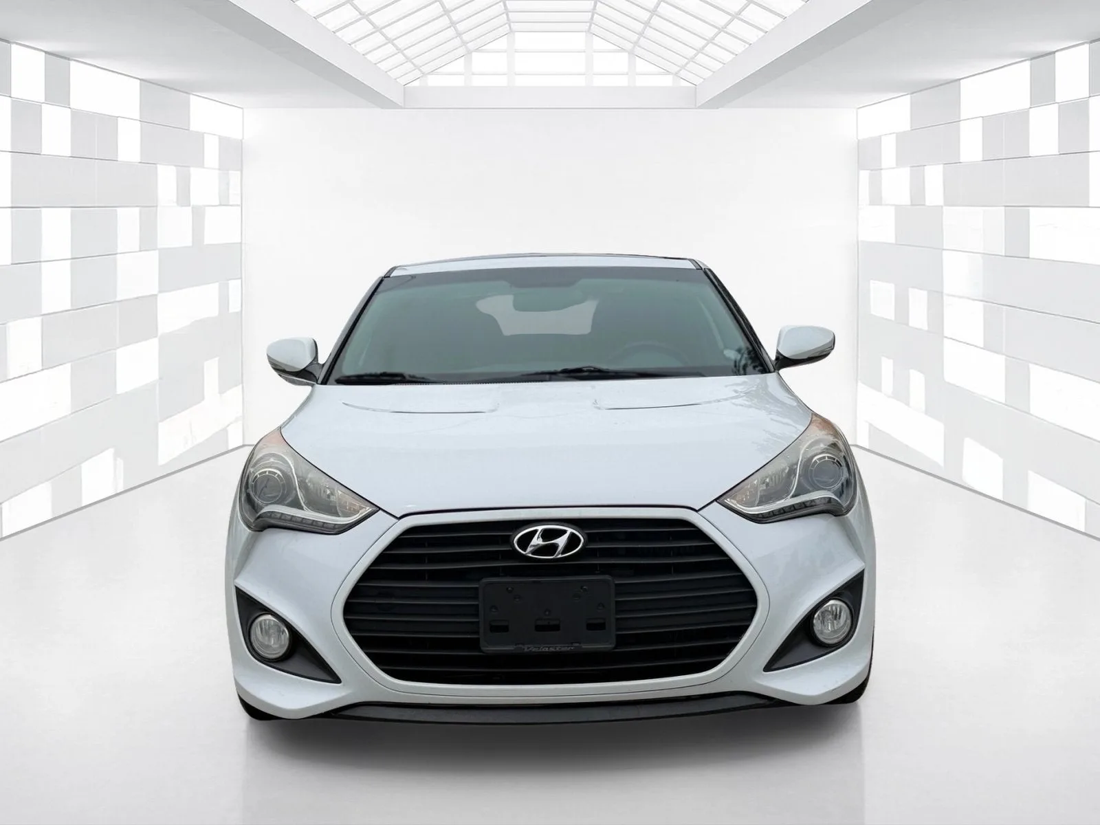 2015 Hyundai Veloster Turbo photo 2