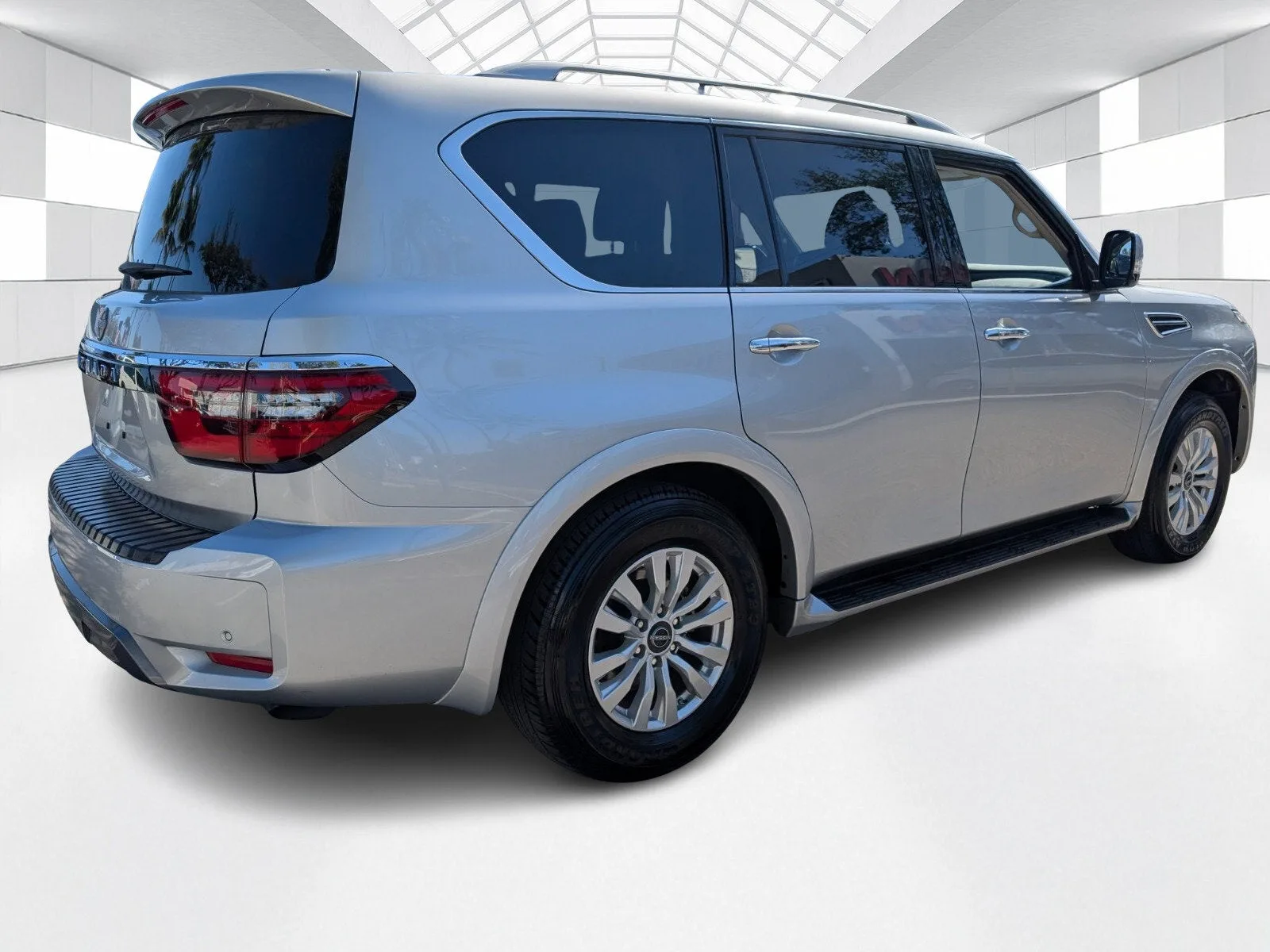 2024 Nissan Armada SV photo 7