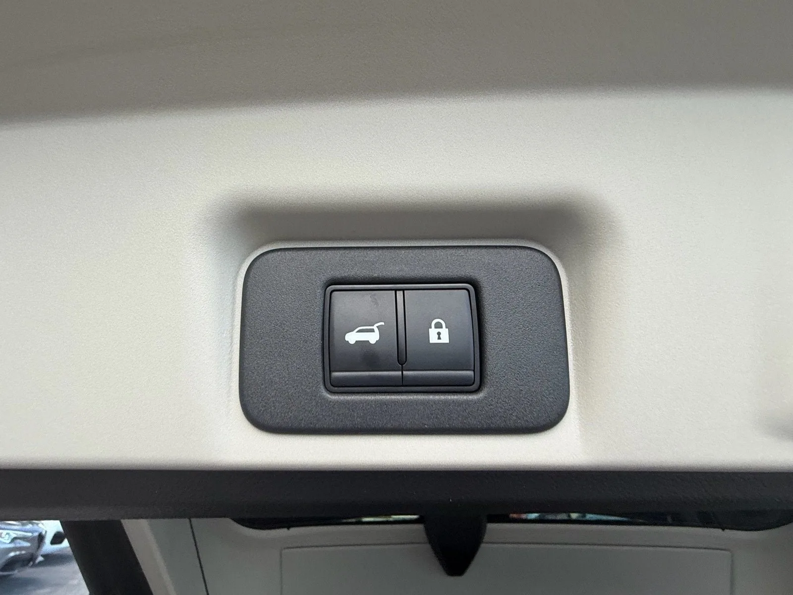 2024 Nissan ARIYA EVOLVE+ photo 16